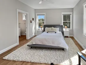Long Sands Home - Room