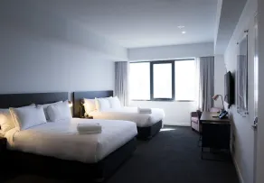The Gerald Apartment Hotel - Room