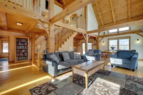 Secluded Vermont Retreat: Outdoor Pool & Deck - Intérieur