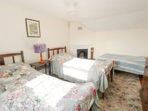 Chenies - Camera
