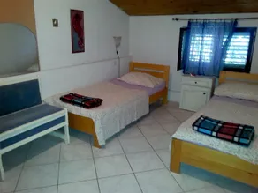 Spacious Holiday House Hana, Sleeps 12 - Room