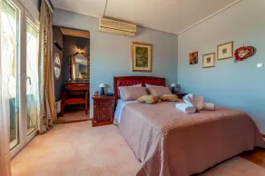 Villa Serenity a luxury relaxing retreat with swimming pool in Kymi Euboea - Chambre