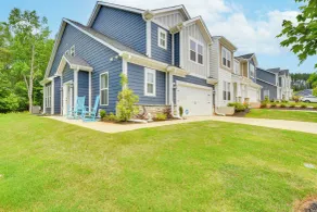 5 Mi to Memorial Stadium & Beach: Modern Townhome - Interior
