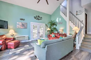 2 Mi to Margaritaville: Lake of the Ozarks Home! - Interior