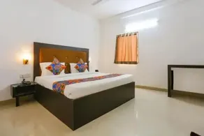 Fabhotel The Prasiddh - Room