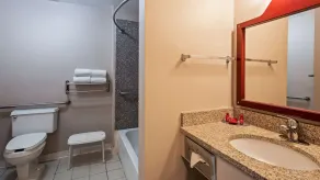 SureStay Plus Hotel by Best Western Auburn - Salle de bain