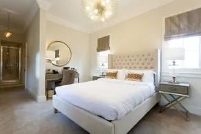 Winstanley House - Room