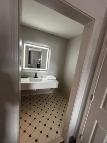 Quality Inn & Suites - Salle de bain