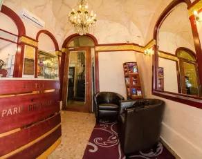 Hôtel Paris Bruxelles - Coin salon dans le hall