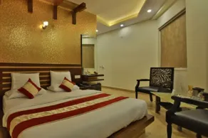 Hotel KNK International - Room