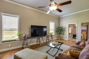 By Lake Murray State Park, Golf! Home on Large Lot - Interiör