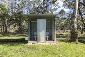 Little Styx Cabins - Bathroom