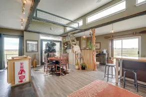 Peaceful Texas Getaway ~ 16 Mi to New Braunfels! - Lobby