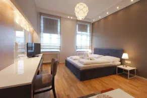 Christiano Apartments Hauptbahnhof | contactless check-in - Rum