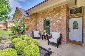Unwind Fireside! Harker Family Retreat w/ Yard - Innvendig