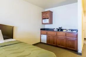 Quality Inn & Suites Alma I-40 - Rum