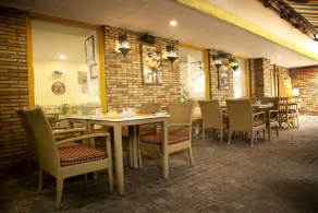 Ambassador, New Delhi - IHCL SeleQtions - Restaurant