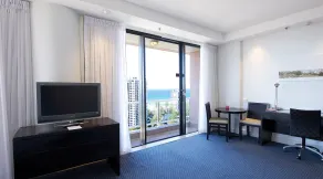 Crowne Plaza Surfers Paradise by IHG - Room