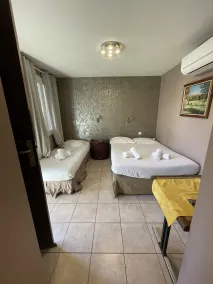 Hôtel Les Cigalons - Chambre