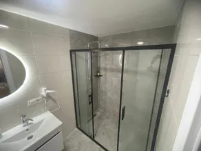 BY KARAM SUİT - Baño