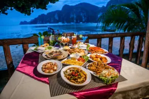 โรงแรมชาวเกาะพีพี ChaoKoh Hotel Phi Phi Island - Restaurant