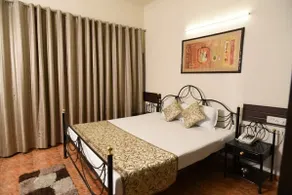 Jullundur Hotel & Restaurant - Chambre
