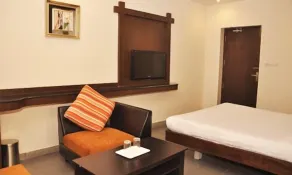 Hotel Tamizh Park - Room