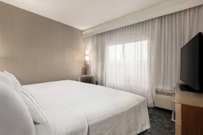 Courtyard by Marriott Roseville - Chambre