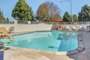 Motel 6-Portland, OR - Central - Piscine