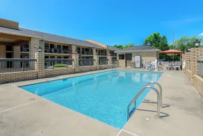 Quality Inn Salem - I-81 - Piscine
