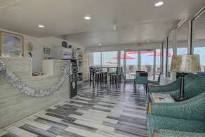 Beach House Inn with POOL & Beach Access - Réception