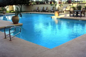 Crowne Plaza Phoenix Airport - PHX by IHG - Piscina