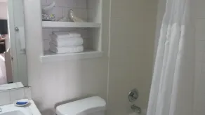 The Oceanfront Inn - Baño