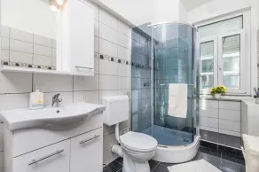 Molo Longo - Central Apartments & Rooms - Bathroom