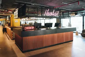 Moxy Barcelona - Reception
