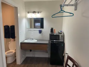 Niton Junction Motel - Bad