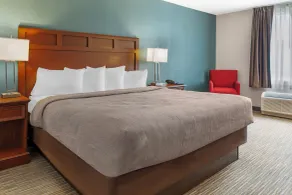 Red Lion Inn & Suites Bucyrus North - Værelse