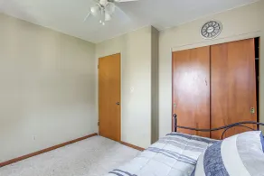 Walk to Park: Waterloo Home w/ Furnished Deck - Interiör