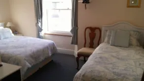 Myrtle House Hotel - Room