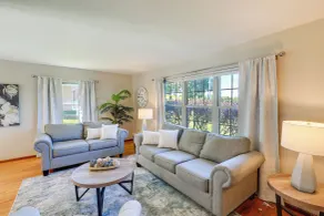 Great for Families! Omaha Getaway w/ Yard & Deck - Innvendig