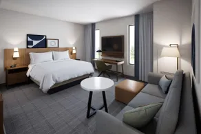 Staybridge Suites - Iowa City - Coralville by IHG - Chambre