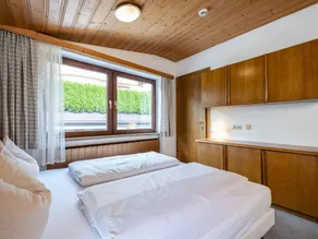 Gruppenhaus Weinberghof mit Kino, Spa & Terrasse - Værelse