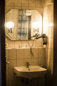 Hotel Stadt Peine - Badezimmer