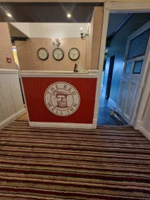 The Redwell Inn - Lobby