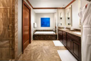 The Ritz-Carlton Club Vail Resort 4-Bedroom - Salle de bain