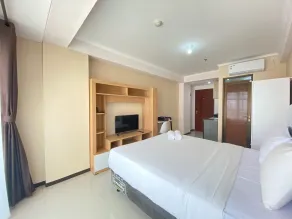 Sunnyside Studio Room at Apartment Gateway Pasteur near Exit Toll Pasteur By Travelio - Zimmer