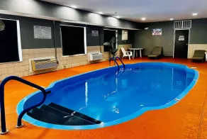 Baymont by Wyndham Anderson - Piscine