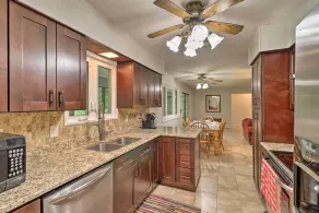 Norfork Getaway: Walk in White River Access! - Interiør
