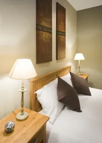 Burnets Close 2 Bedroom Apartment - Edinburgh - Rum