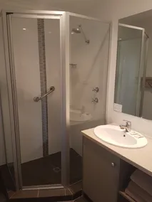 Vine Inn Barossa - Bathroom